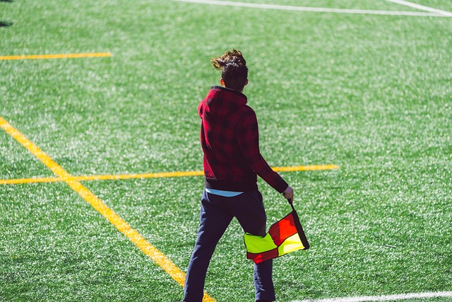 使对手后防 使对手后防